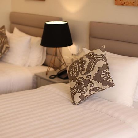 Via Appia Tagaytay Hotell Tagaytay City Eksteriør bilde